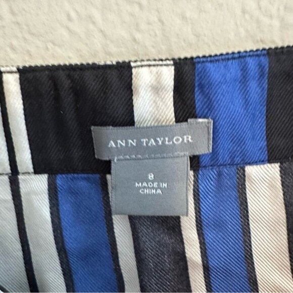 Ann Taylor Silk Black and White Graphic Boxy Tank Top Size 8 - Picture 5 of 8